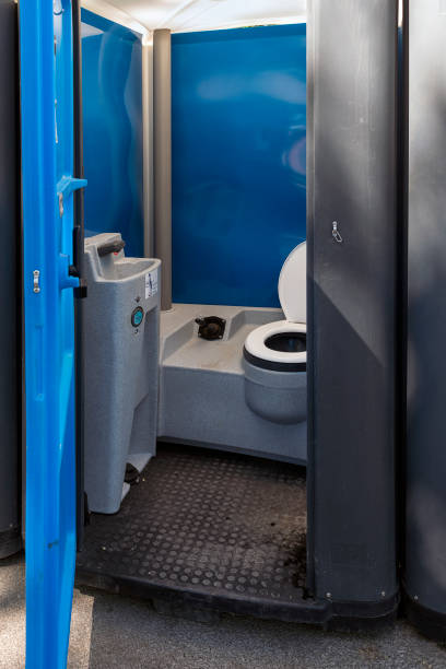 Best Porta potty rental near me  in Darien Downtown, CT